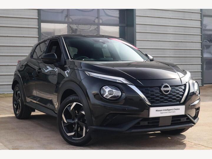 Nissan Juke 1.6 N-Connecta Auto Euro 6 5dr