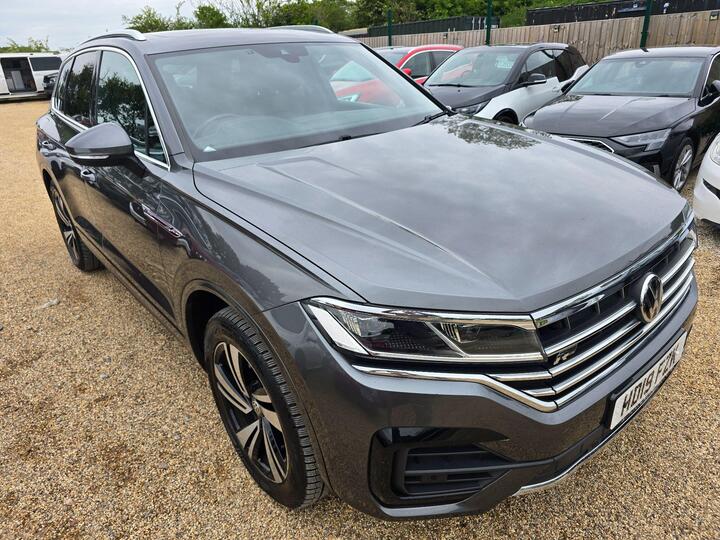 Volkswagen Touareg 3.0 TDI V6 R-Line Tech Tiptronic 4Motion Euro 6 (s/s) 5dr