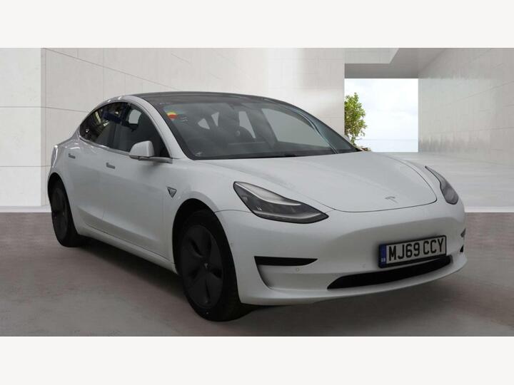 Tesla MODEL 3 Standard Range Plus Auto RWD 4dr