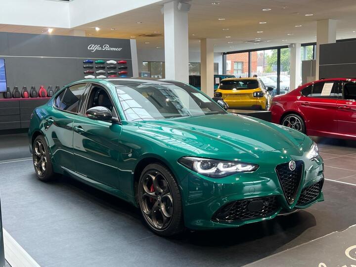 Alfa Romeo Giulia 2.0T Tributo Italiano Auto Euro 6 (s/s) 4dr