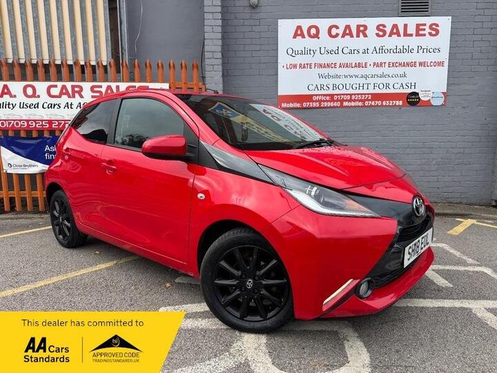 Toyota AYGO 1.0 VVT-i X-style Euro 6 5dr Toyota AYGO 1.0 VVT-i X-style Euro 6 5dr