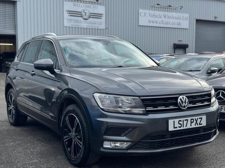 Volkswagen Tiguan 2.0 TDI BlueMotion Tech SE Navigation 4Motion Euro 6 (s/s) 5dr Volkswagen Tiguan 2.0 TDI BlueMotion Tech SE Navigation 4Motion Euro 6 (s/s) 5dr