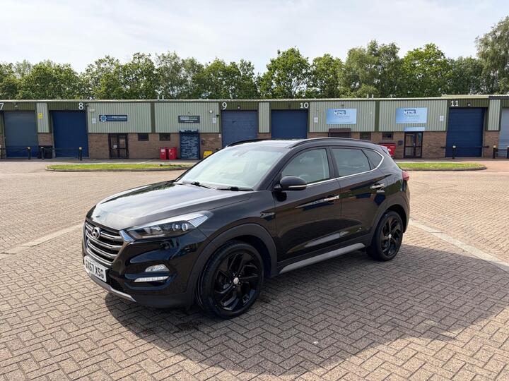 Hyundai TUCSON 1.7 CRDi Blue Drive Premium SE DCT Euro 6 (s/s) 5dr Hyundai TUCSON 1.7 CRDi Blue Drive Premium SE DCT Euro 6 (s/s) 5dr