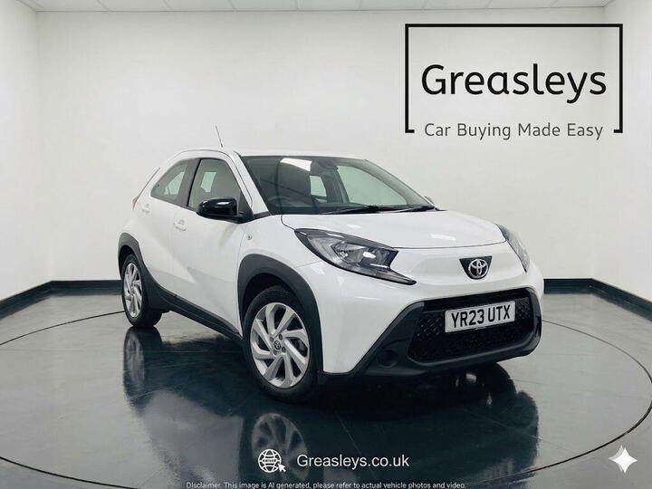 Toyota Aygo X 1.0 VVT-i Pure Euro 6 (s/s) 5dr