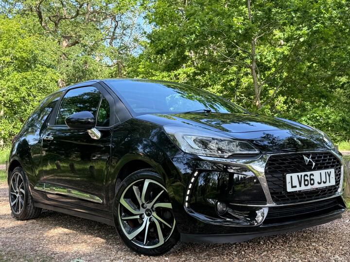 DS AUTOMOBILES DS 3 1.6 THP Prestige Euro 6 (s/s) 3dr DS AUTOMOBILES DS 3 1.6 THP Prestige Euro 6 (s/s) 3dr