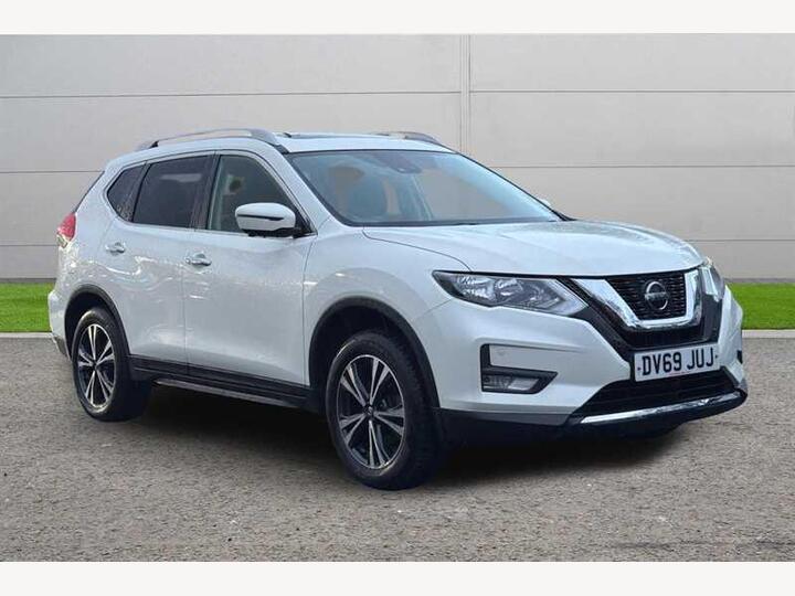 Nissan X-Trail 1.7 DCi N-Connecta 4WD Euro 6 (s/s) 5dr Nissan X-Trail 1.7 DCi N-Connecta 4WD Euro 6 (s/s) 5dr