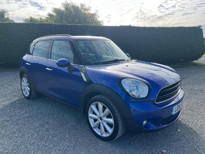 MINI Countryman 1.6 Cooper D Euro 5 (s/s) 5dr