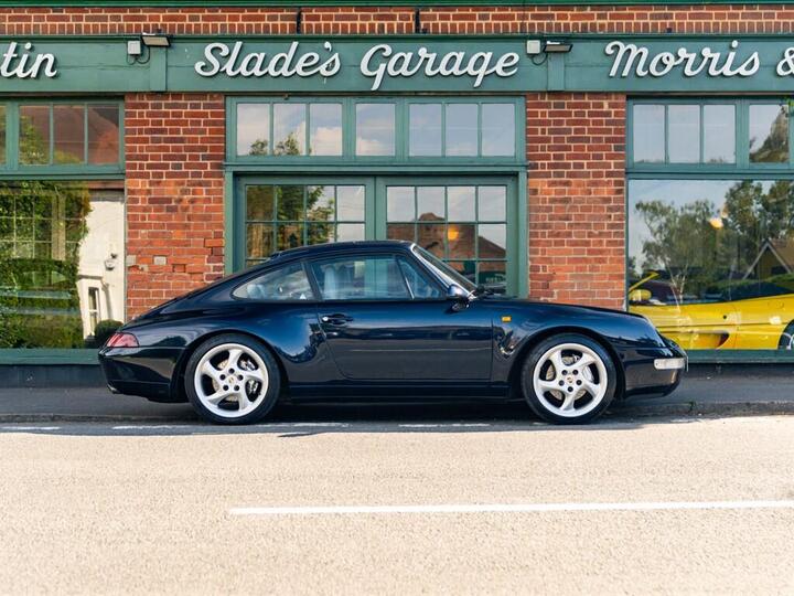 Porsche 911 3.6 993 Carrera 4 AWD 2dr
