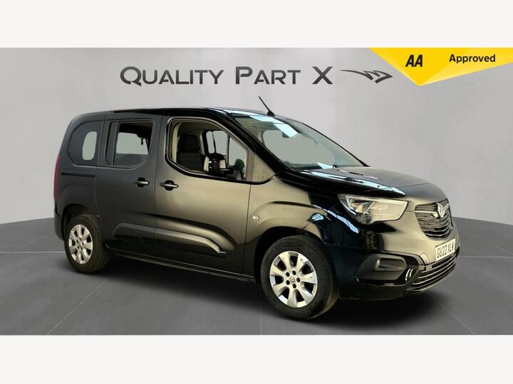 Vauxhall Combo Life 1.5 Turbo D SE Euro 6 (s/s) 5dr (7 Seat) Vauxhall Combo Life 1.5 Turbo D SE Euro 6 (s/s) 5dr (7 Seat)