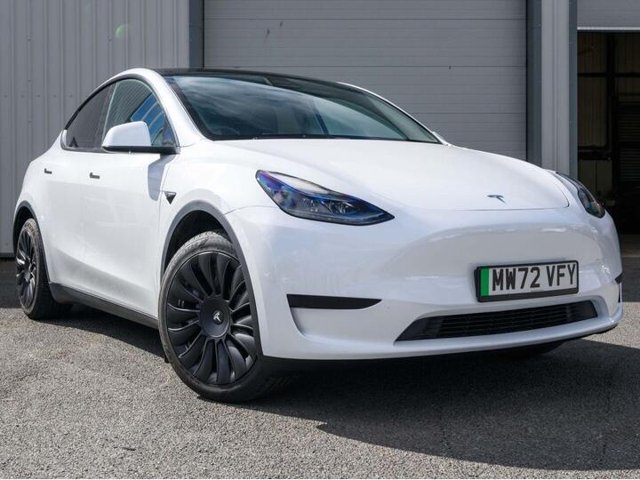 Tesla MODEL Y Auto RWD 5dr