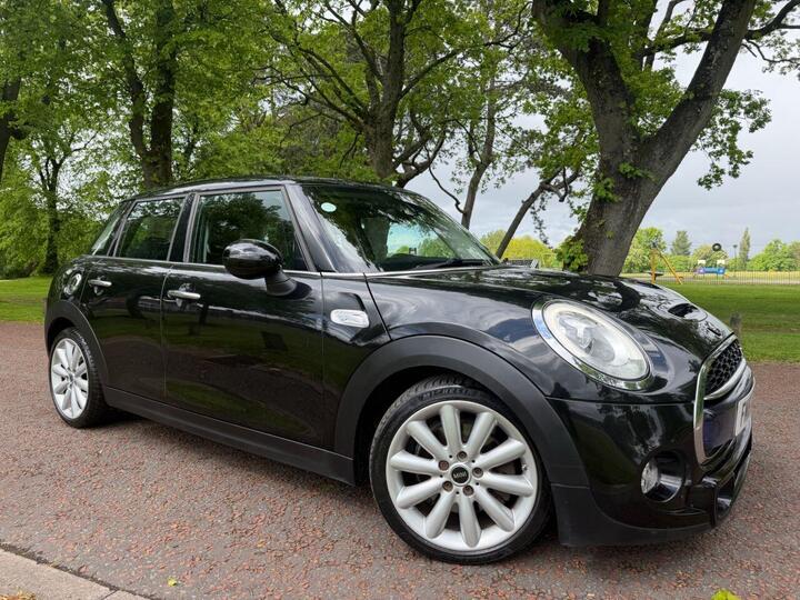 MINI HATCH 2.0 Cooper SD Euro 6 (s/s) 5dr
