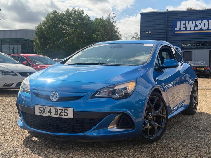 Vauxhall Astra GTC 2.0T VXR Euro 5 (s/s) 3dr