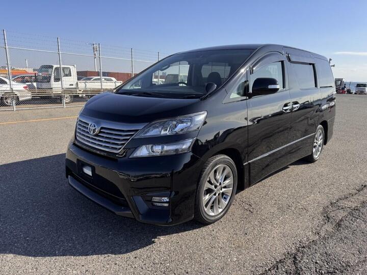 Toyota Vellfire 2.4Z Platinum Selection 2- Alloy Wheels-Twin Power Doors-Power Tailgate- Now In Stock