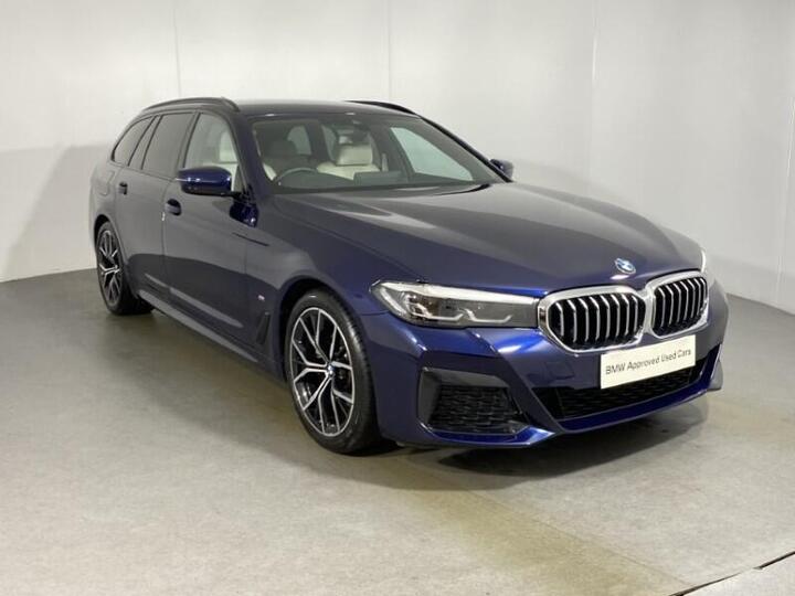 BMW 5 Series 2.0 520i MHT M Sport Touring Steptronic Euro 6 (s/s) 5dr BMW 5 Series 2.0 520i MHT M Sport Touring Steptronic Euro 6 (s/s) 5dr