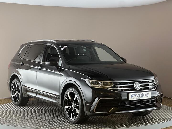 Volkswagen Tiguan Allspace 1.5 TSI R-Line DSG Euro 6 (s/s) 5dr Volkswagen Tiguan Allspace 1.5 TSI R-Line DSG Euro 6 (s/s) 5dr