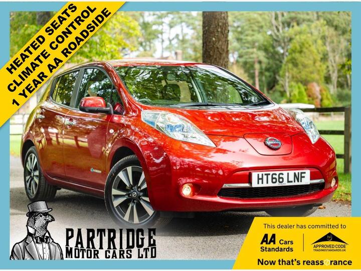 Nissan LEAF 30kWh Tekna Auto 5dr