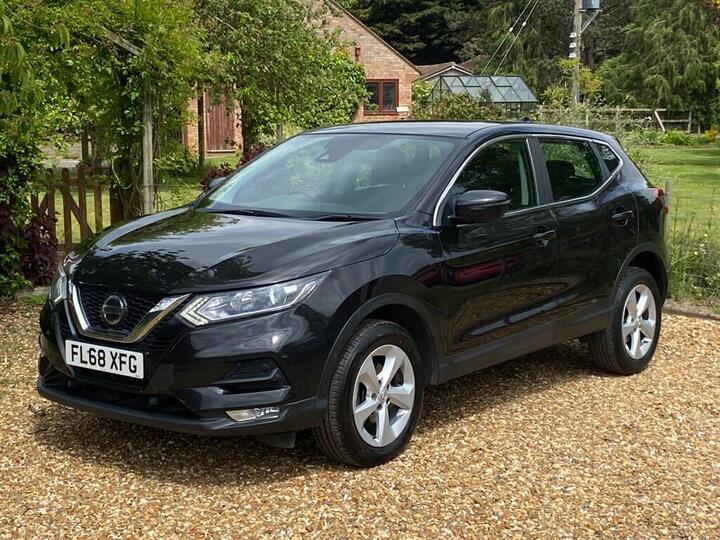 Nissan Qashqai 1.3 DIG-T Acenta Premium Euro 6 (s/s) 5dr