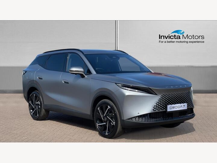 OMODA 7 SHS Plug-in Hybrid 1.5T SHS 18.4kWh Noble DHT1 Euro 6 (s/s) 5dr