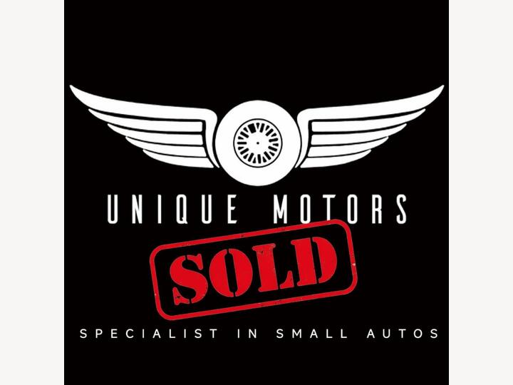 Toyota Urban Cruiser 1.4 D-4D 4WD Euro 5 5dr Toyota Urban Cruiser 1.4 D-4D 4WD Euro 5 5dr