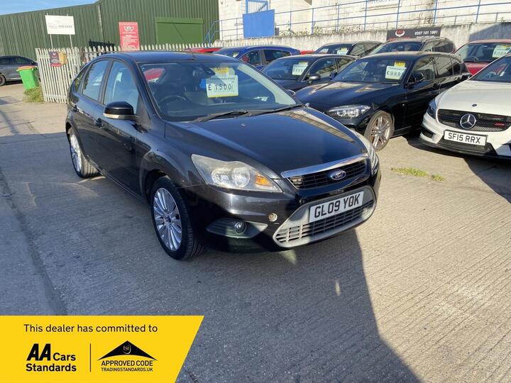 Ford Focus 1.6 Titanium 5dr