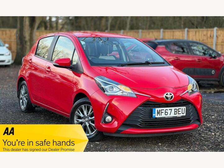 Toyota Yaris 1.5 VVT-i Icon Tech Euro 6 5dr Toyota Yaris 1.5 VVT-i Icon Tech Euro 6 5dr