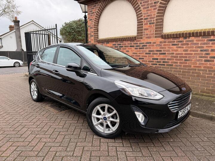 Ford Fiesta 1.1 Ti-VCT Zetec Euro 6 (s/s) 5dr Ford Fiesta 1.1 Ti-VCT Zetec Euro 6 (s/s) 5dr