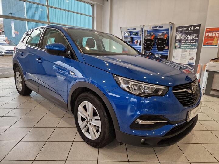 Vauxhall Grandland X 1.2 Turbo SE Auto Euro 6 (s/s) 5dr