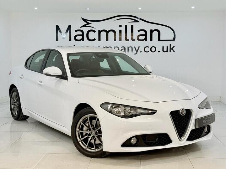 Alfa Romeo GIULIA 2.0T Super Auto Euro 6 (s/s) 4dr