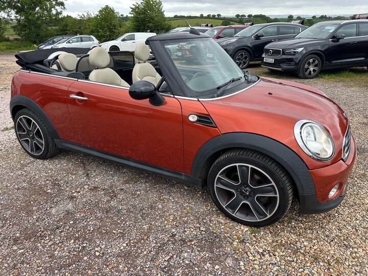 MINI CONVERTIBLE 1.6 Cooper D Euro 5 (s/s) 2dr