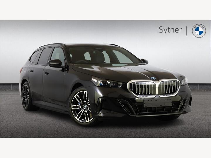 BMW 5 Series Touring 2.0 530e 22.1kWh M Sport Touring Steptronic Euro 6 (s/s) 5dr