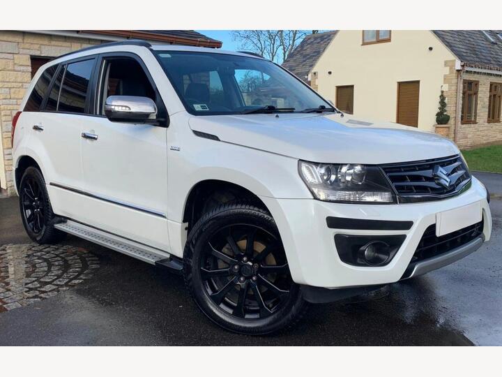 Suzuki GRAND VITARA 1.9 DDiS SZ5 4WD Euro 5 5dr