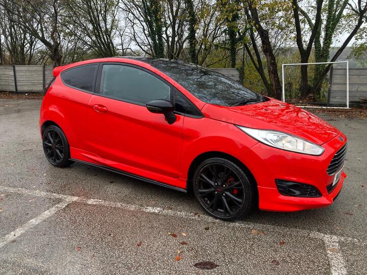 Ford Fiesta 1.0T EcoBoost Zetec S Euro 5 (s/s) 3dr Ford Fiesta 1.0T EcoBoost Zetec S Euro 5 (s/s) 3dr