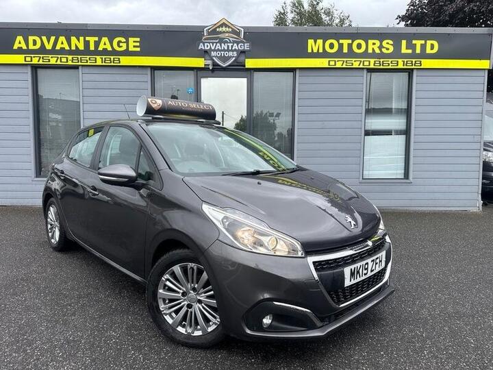 Peugeot 208 1.2 PureTech Signature Euro 6 (s/s) 5dr