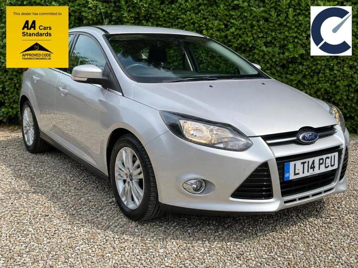 Ford FOCUS 1.6 TDCi Titanium Navigator Euro 5 (s/s) 5dr