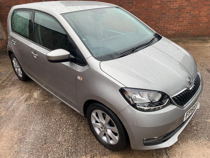 Skoda Citigo 1.0 MPI GreenTech SE L Euro 6 (s/s) 5dr Skoda Citigo 1.0 MPI GreenTech SE L Euro 6 (s/s) 5dr