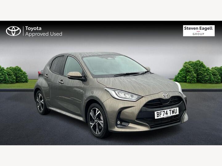 Toyota Yaris 1.5 VVT-h Design E-CVT Euro 6 (s/s) 5dr Toyota Yaris 1.5 VVT-h Design E-CVT Euro 6 (s/s) 5dr