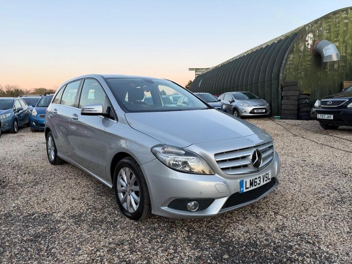 Mercedes-Benz B Class 1.5 B180 CDI SE Euro 5 (s/s) 5dr Mercedes-Benz B Class 1.5 B180 CDI SE Euro 5 (s/s) 5dr
