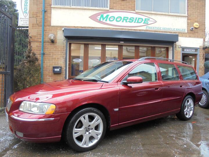 Volvo V70 2.4 SE 5dr
