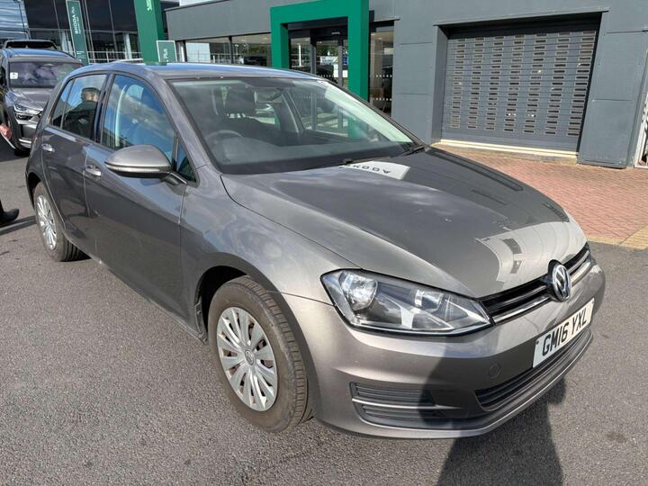 Volkswagen Golf 1.6 TDI BlueMotion Tech S Euro 6 (s/s) 5dr Volkswagen Golf 1.6 TDI BlueMotion Tech S Euro 6 (s/s) 5dr