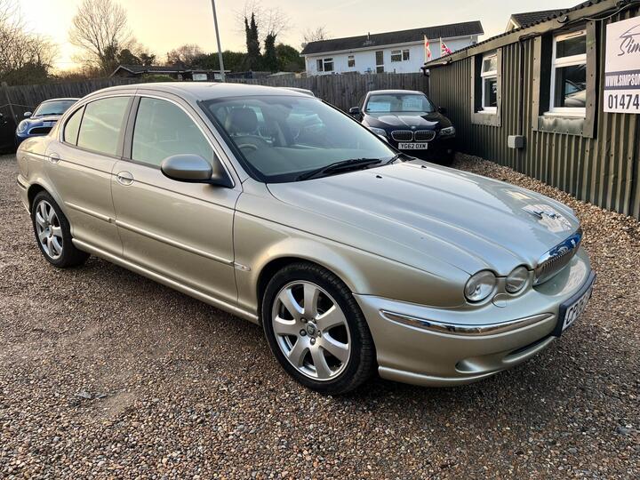 Jaguar X-Type 2.5 V6 SE (AWD) 4dr