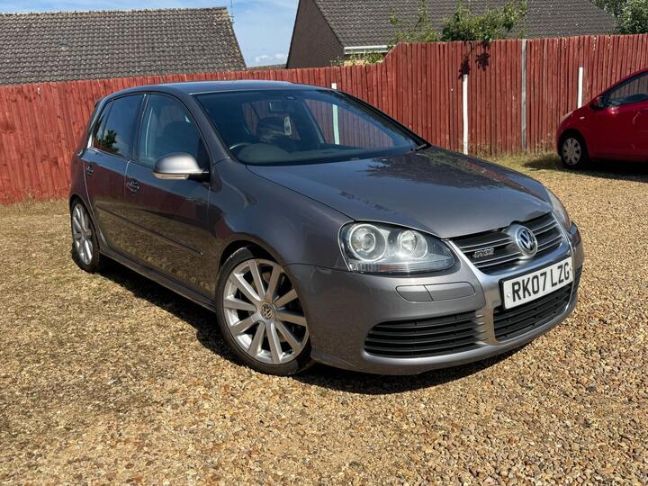 Volkswagen Golf 3.2 V6 R32 DSG 4Motion 5dr