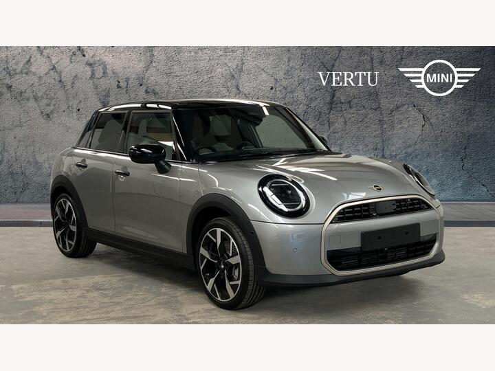 MINI Cooper 1.5C Exclusive Steptronic Euro 6 (s/s) 5dr