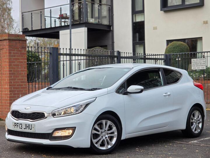 Kia ProCeed 1.6 CRDi EcoDynamics S Euro 5 (s/s) 3dr