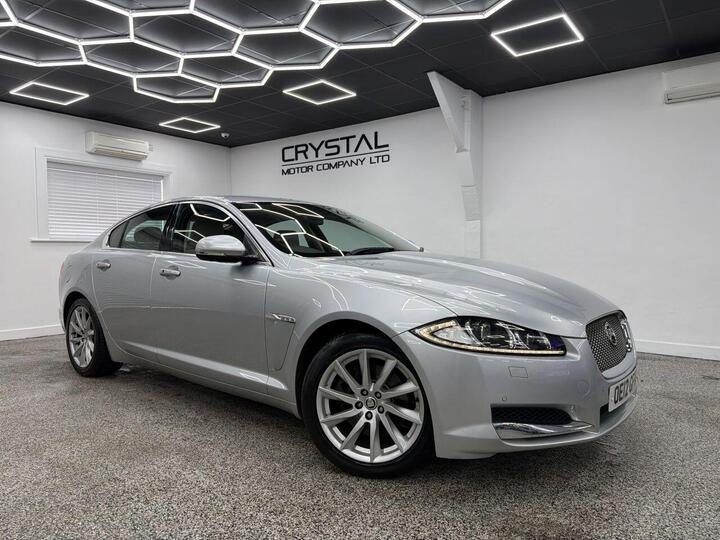 Jaguar XF 2.2d Premium Luxury Auto Euro 5 (s/s) 4dr