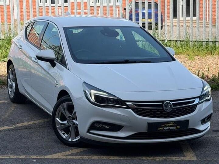 Vauxhall ASTRA 1.6 CDTi BlueInjection SRi Nav Euro 6 (s/s) 5dr