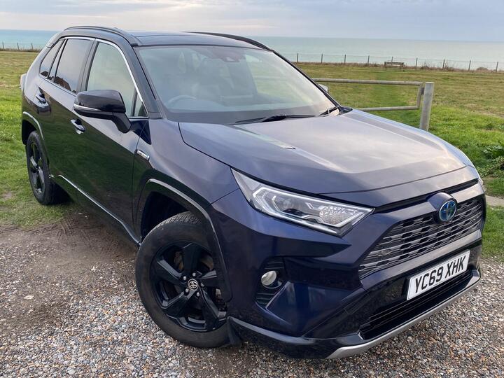 Toyota RAV4 2.5 VVT-h Dynamic CVT 4WD Euro 6 (s/s) 5dr Toyota RAV4 2.5 VVT-h Dynamic CVT 4WD Euro 6 (s/s) 5dr