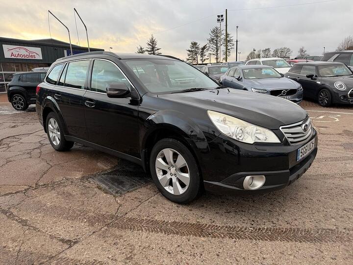 Subaru Outback 2.5i SE Lineartronic 4WD Euro 5 5dr (SNavPlus)