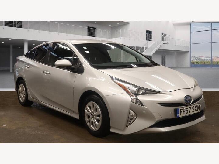 Toyota Prius 1.8 VVT-h Active CVT Euro 6 (s/s) 5dr Toyota Prius 1.8 VVT-h Active CVT Euro 6 (s/s) 5dr