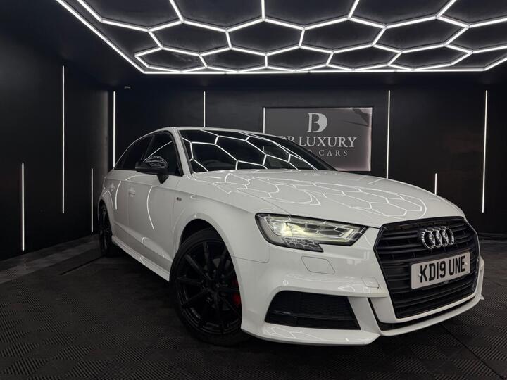 Audi A3 1.6 TDI 30 Black Edition Sportback Euro 6 (s/s) 5dr
