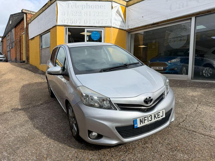 Toyota Yaris 1.33 Dual VVT-i SR Euro 5 5dr